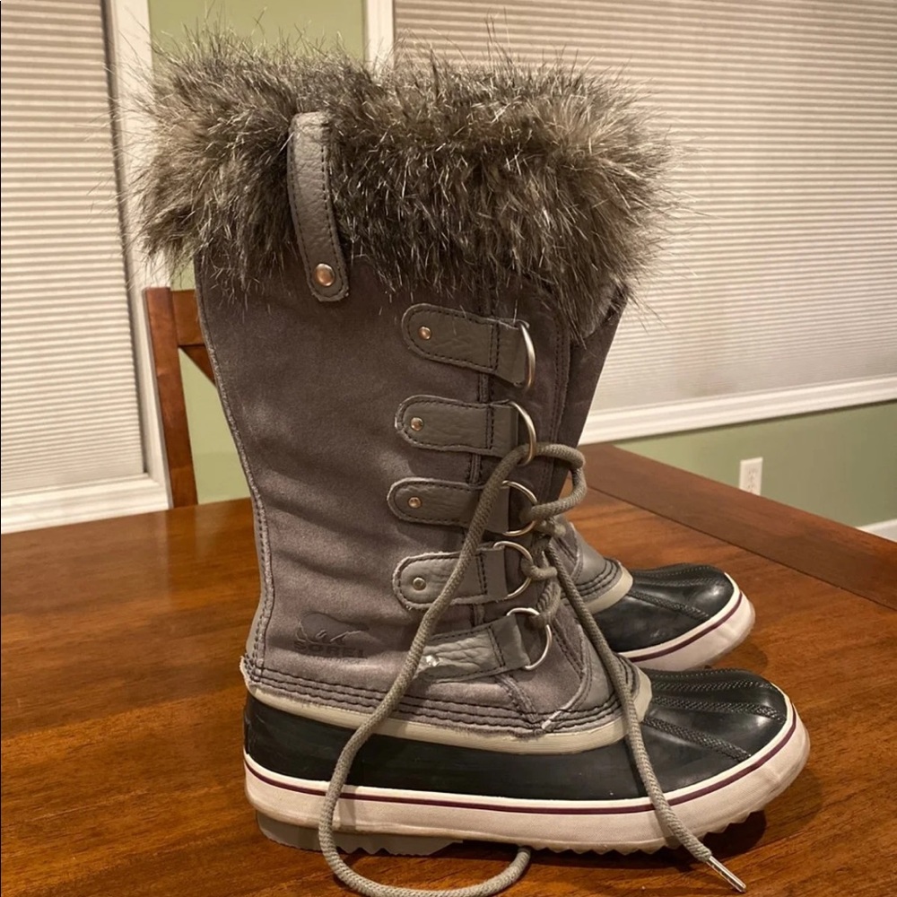 Sorel Joan of arctic boot